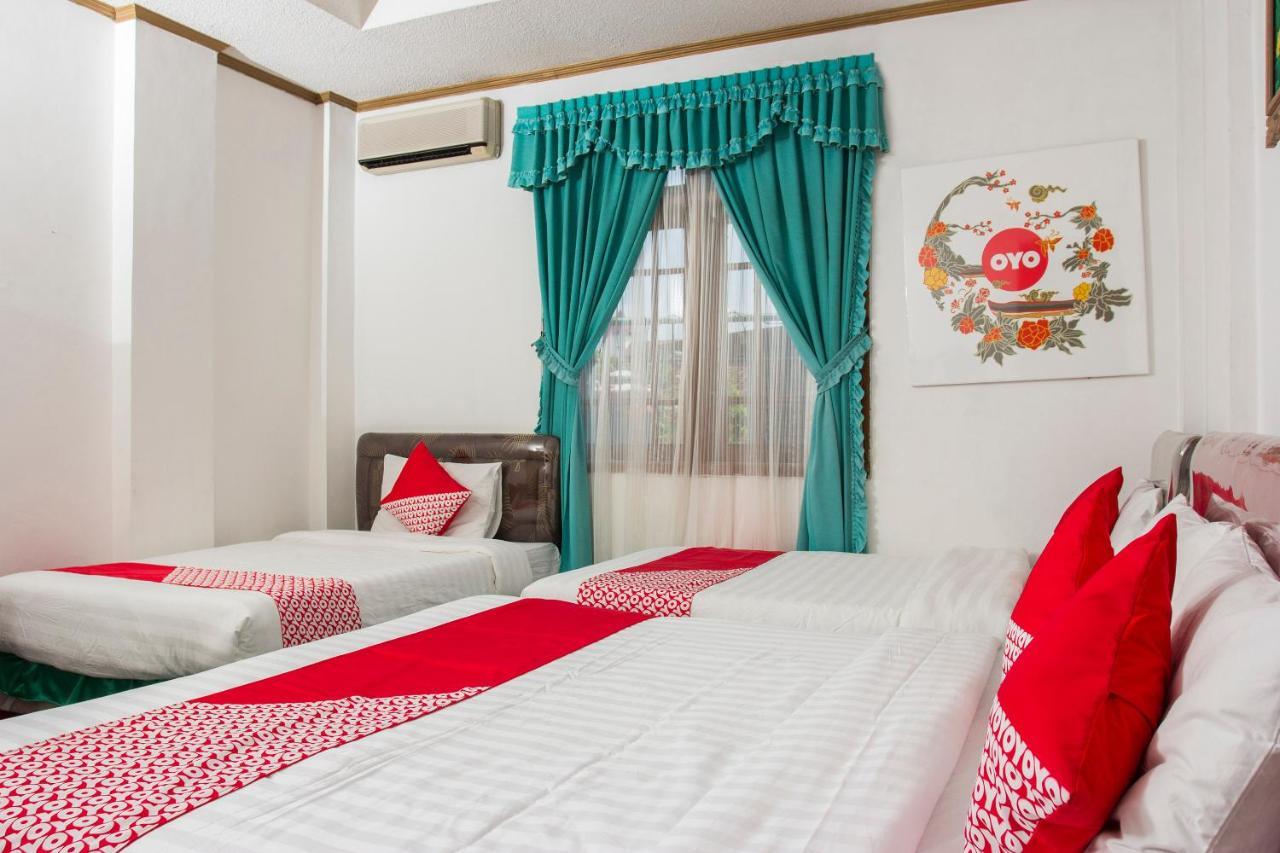 Oyo 392 Hotel Mawar Saron Yogyakarta Bagian luar foto